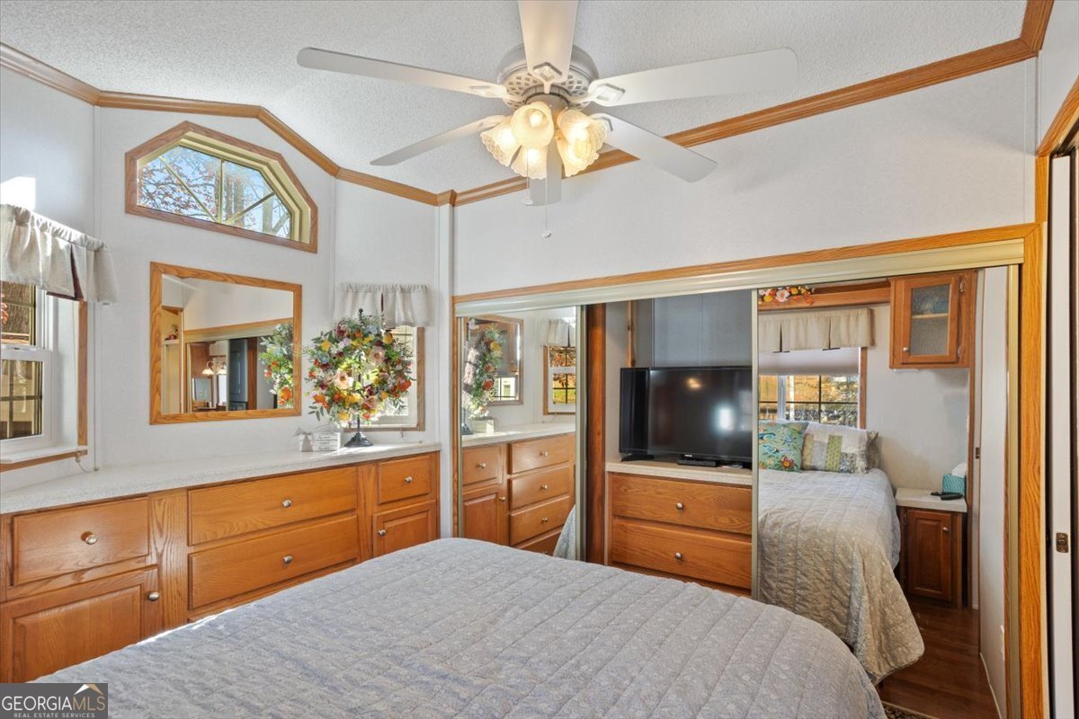 130 Creekview Drive Cleveland - 1