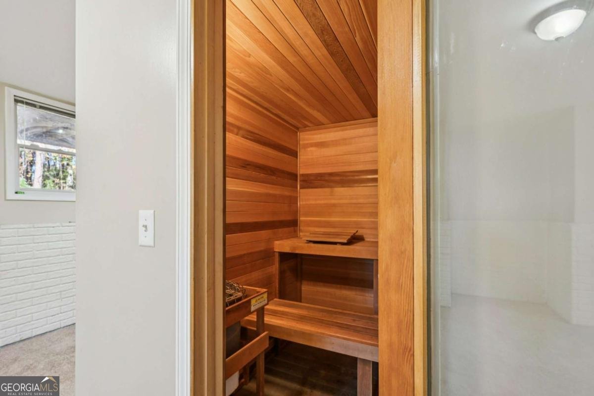 100 Julia Court Fayetteville - 44