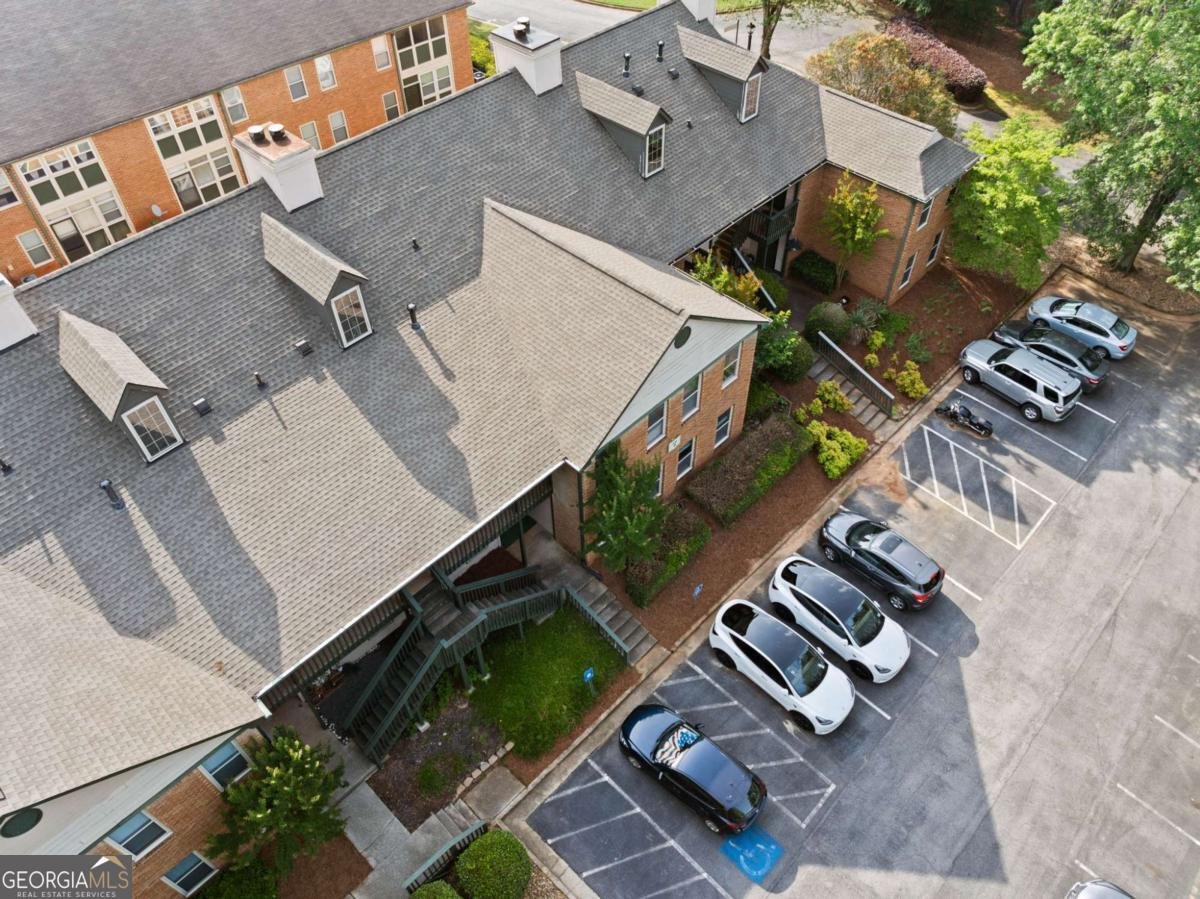 717 Beaufort Circle Duluth - 9