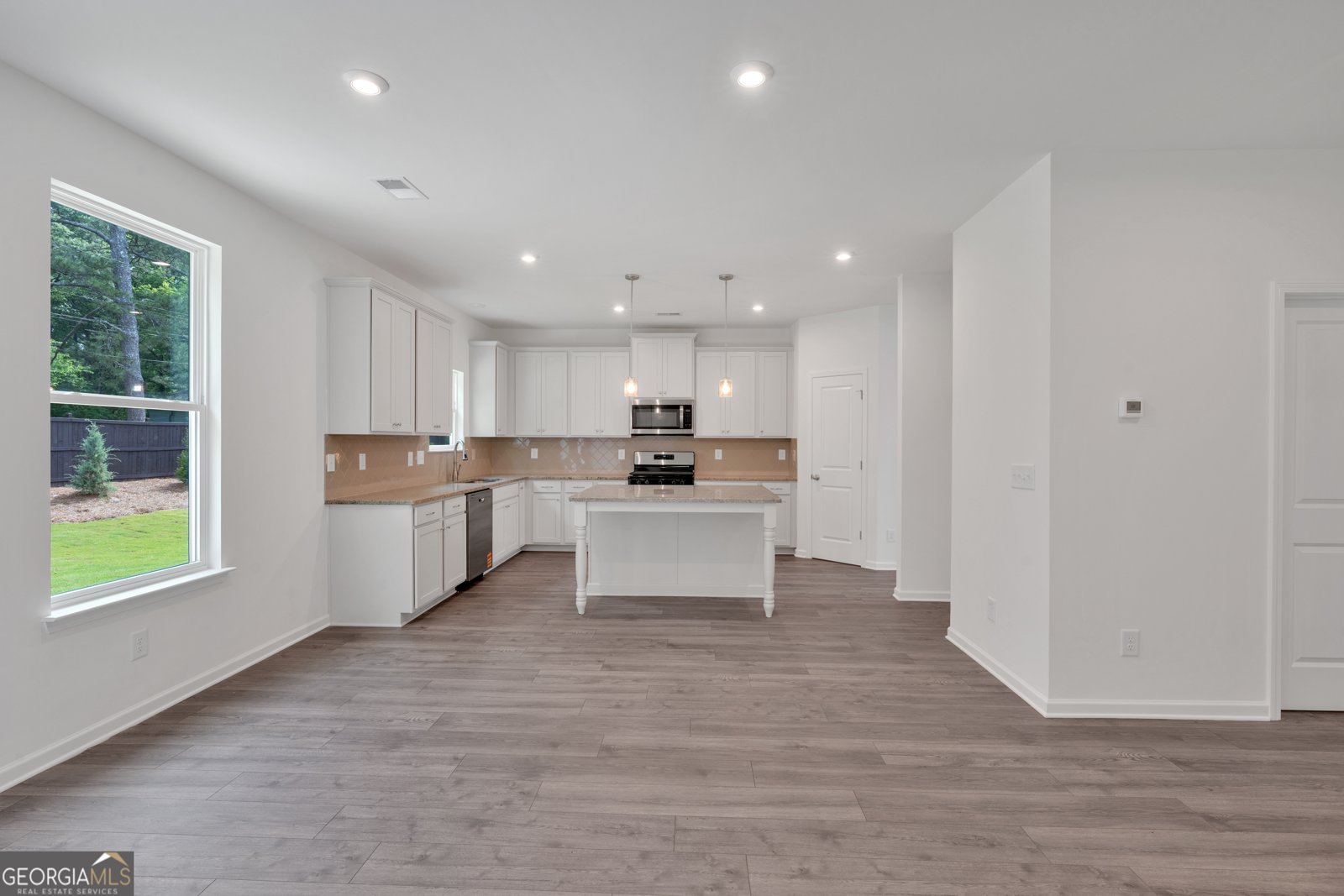 373 Waterbluff Drive Mableton - 2