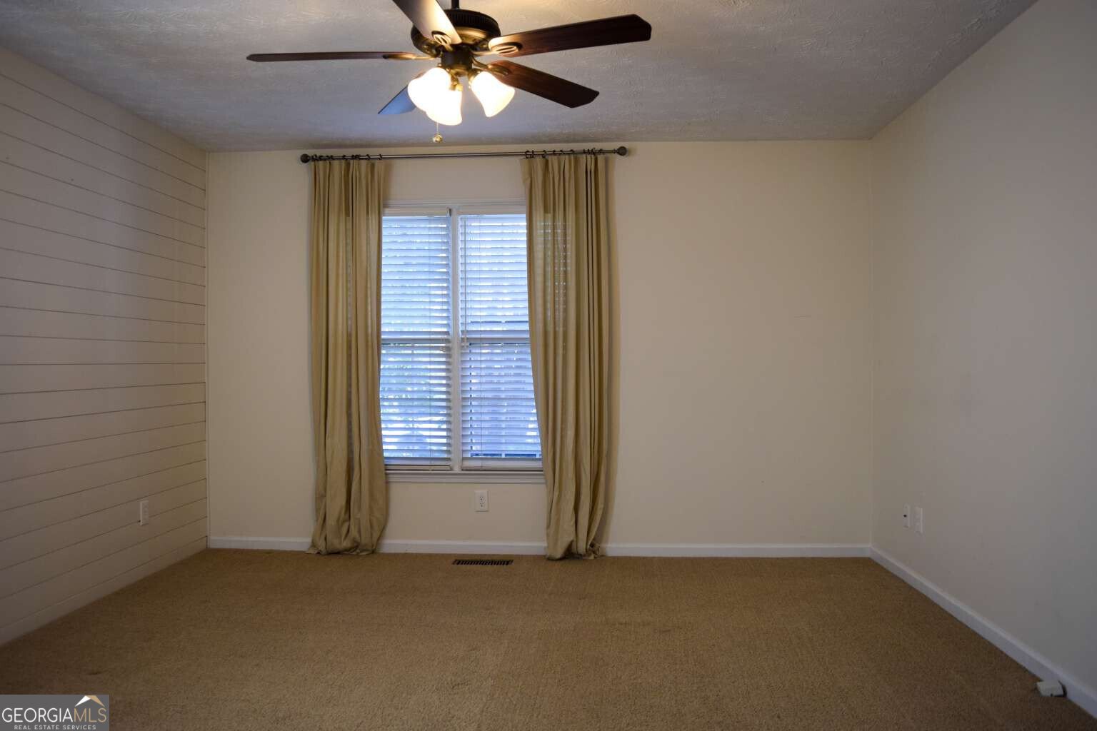 1068 Mill Drive Kennesaw - 17