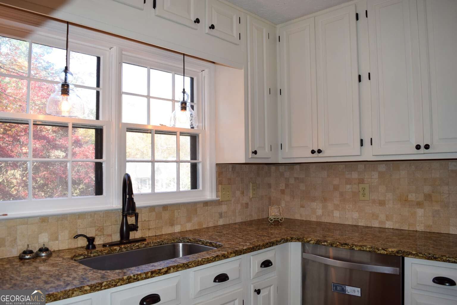 1068 Mill Drive Kennesaw - 19