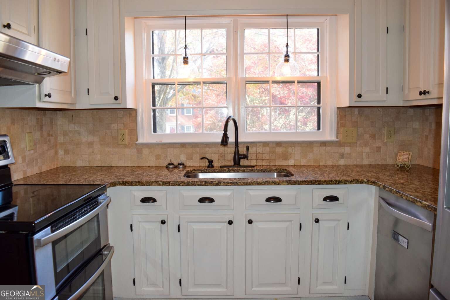 1068 Mill Drive Kennesaw - 29