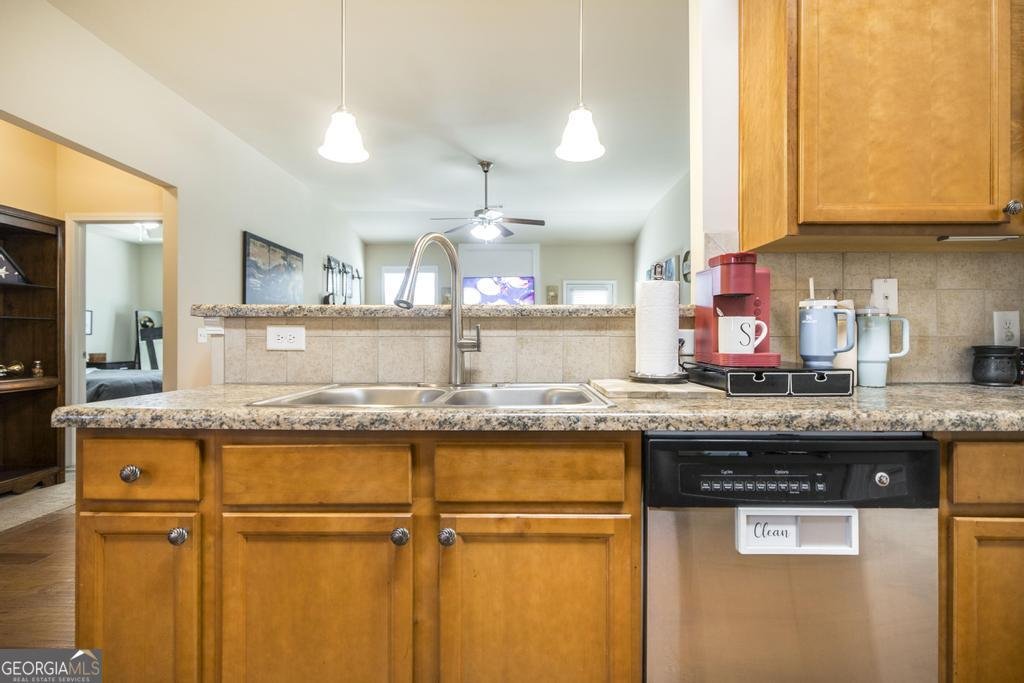 135 Abelia Lane Byron - 11