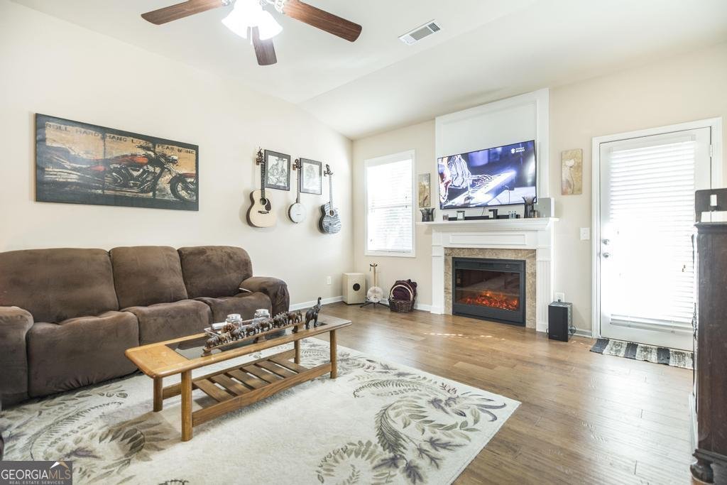 135 Abelia Lane Byron - 14