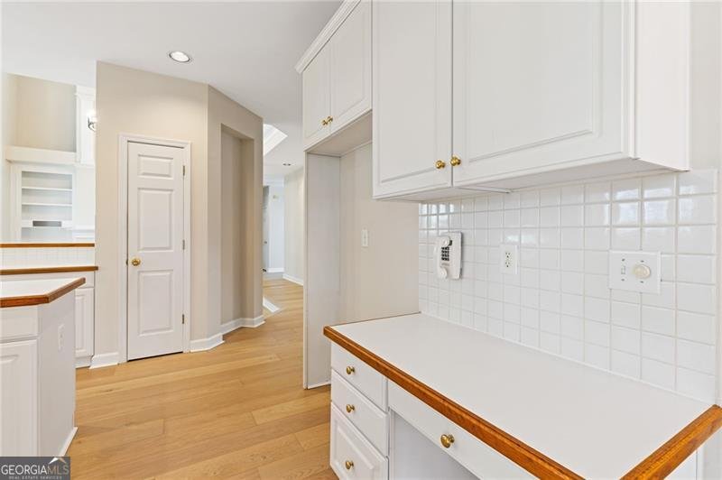 6425 Rutherford Suwanee - 16