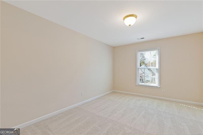 6425 Rutherford Suwanee - 38