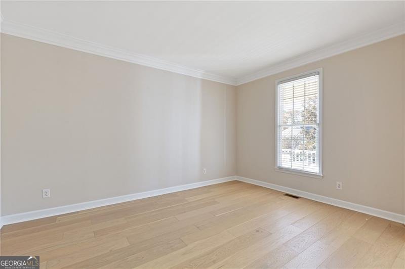 6425 Rutherford Suwanee - 9