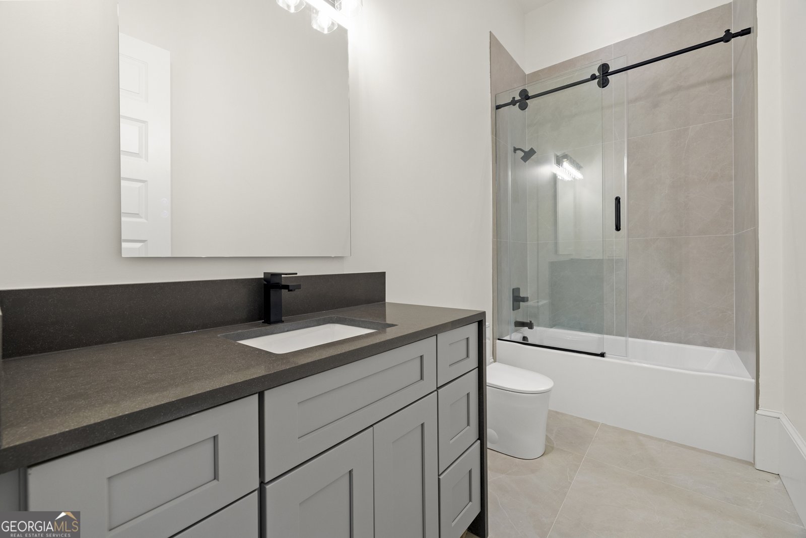 520 Heathmill Court Milton - 3