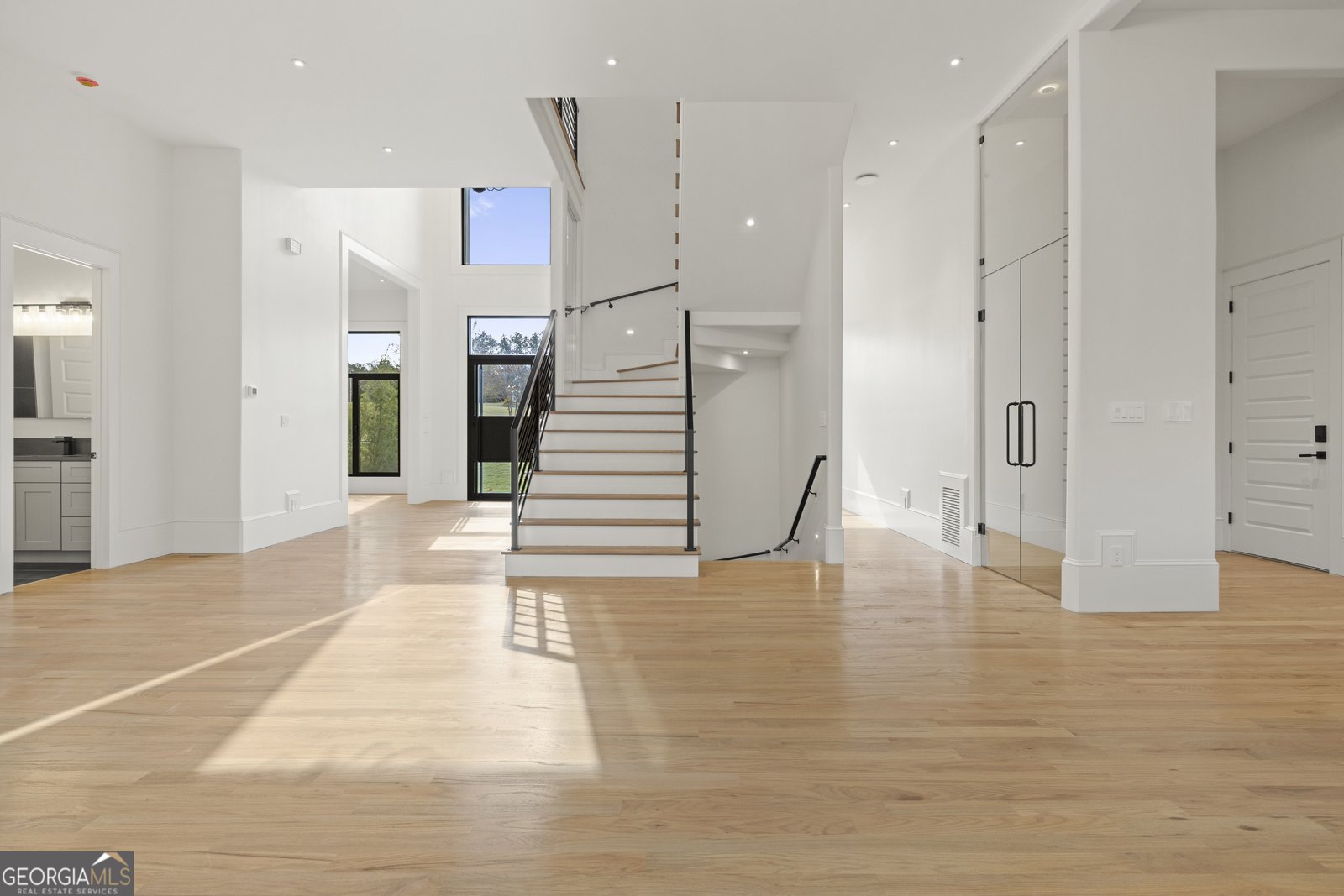 520 Heathmill Court Milton - 34