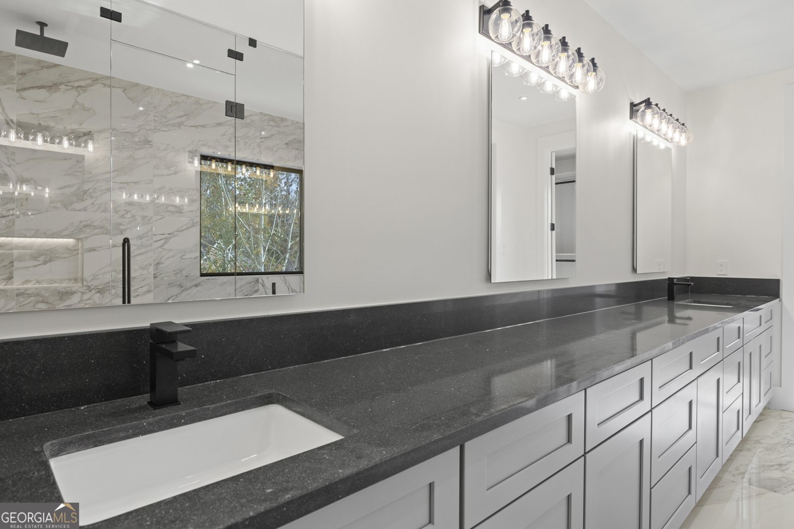 520 Heathmill Court Milton - 46