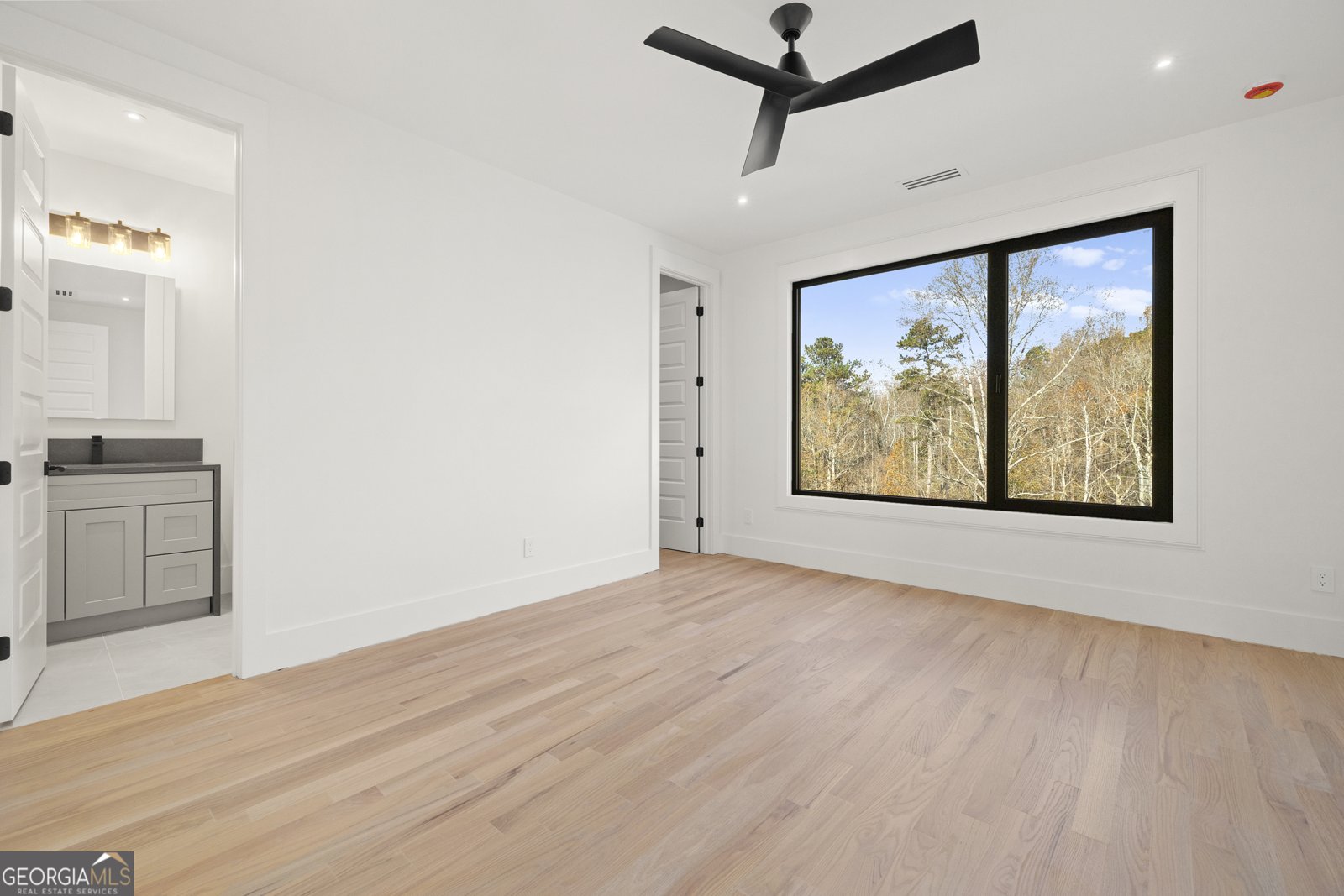 520 Heathmill Court Milton - 52