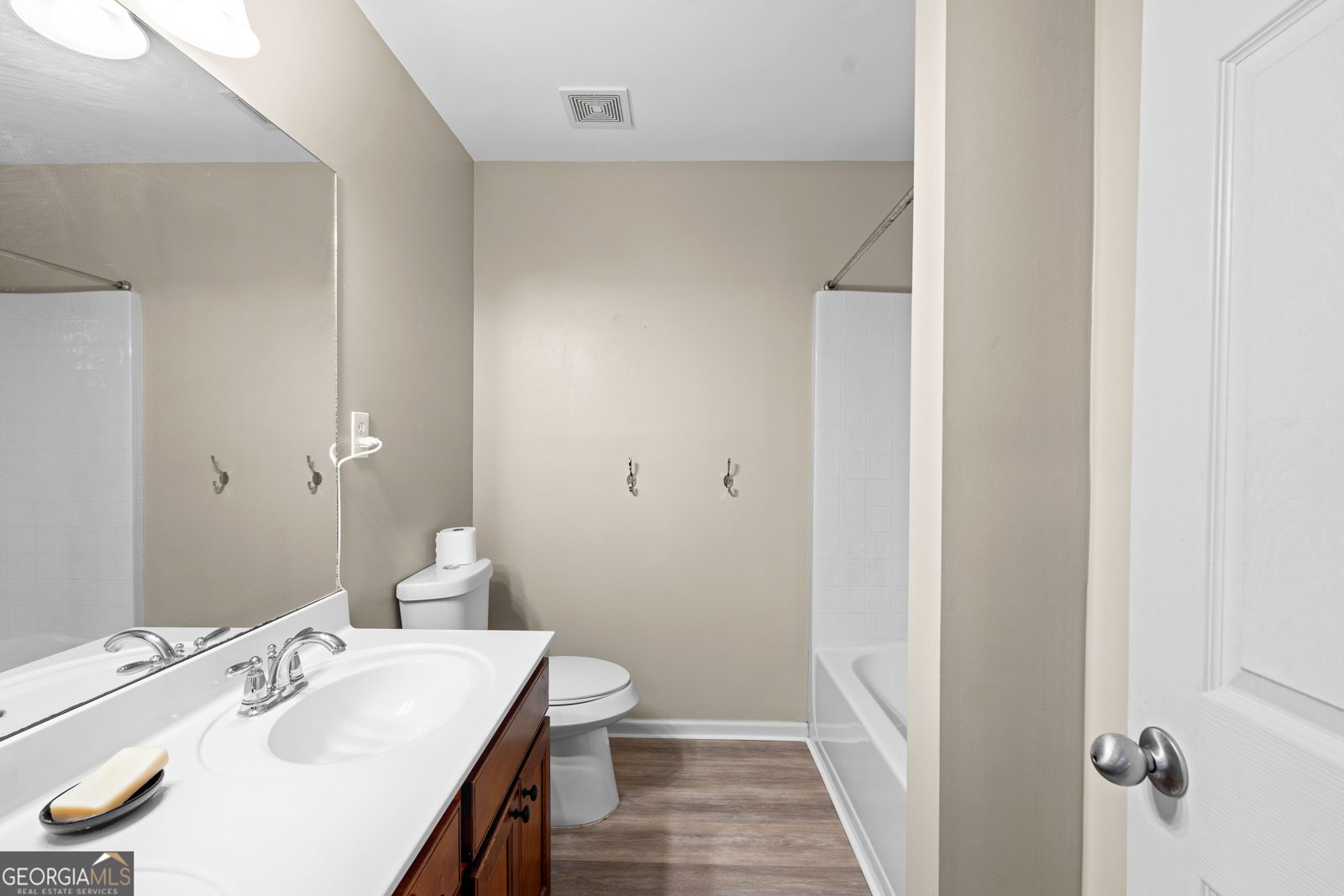 519 Bryant Lake Boulevard Lagrange - 31