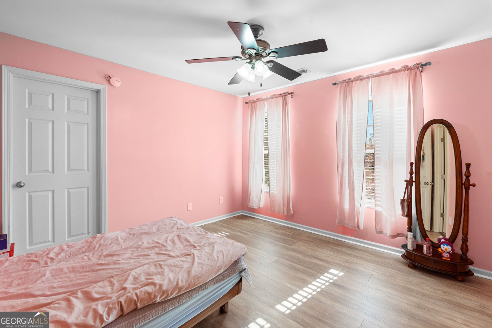 519 Bryant Lake Boulevard Lagrange - 32