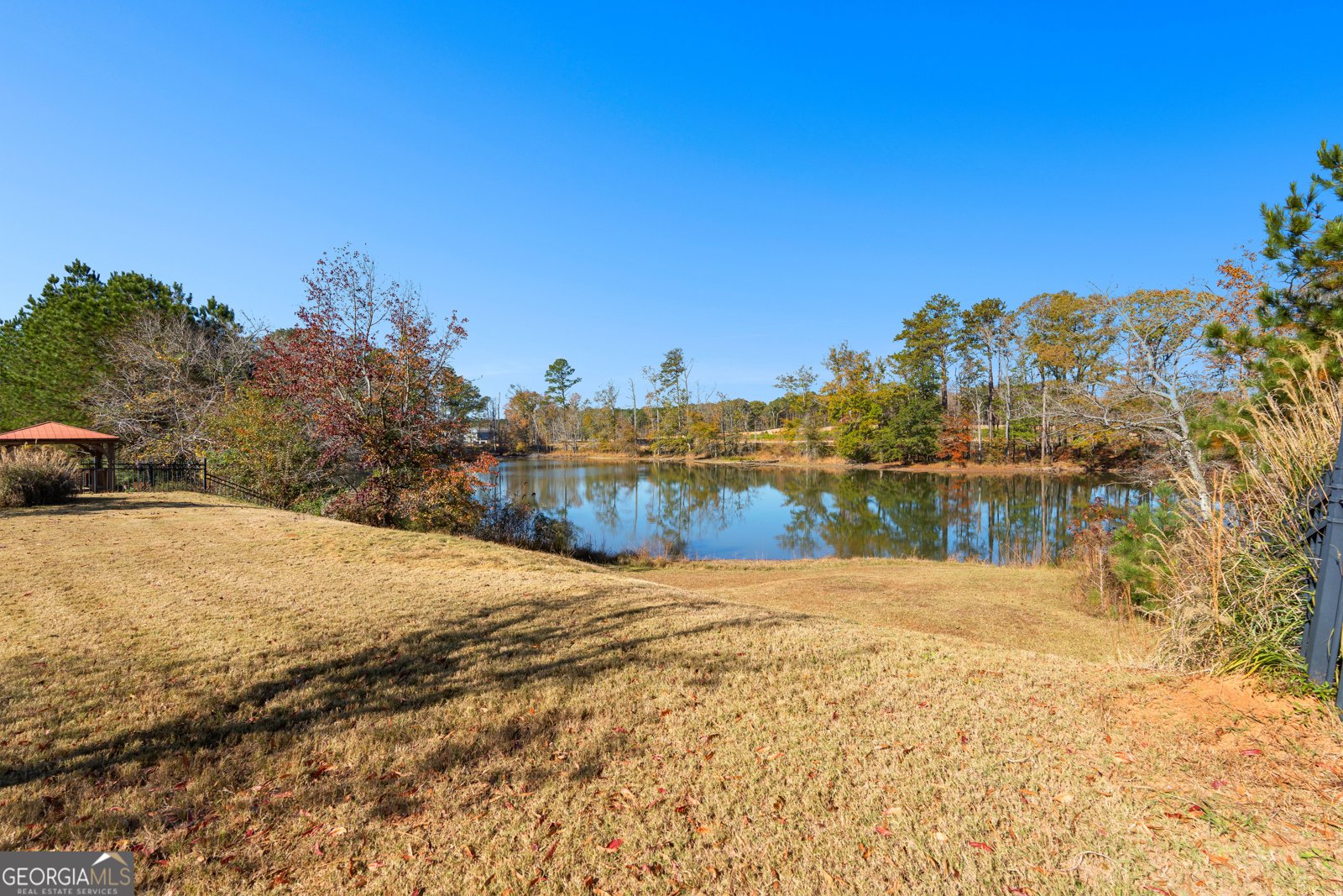 519 Bryant Lake Boulevard Lagrange - 38