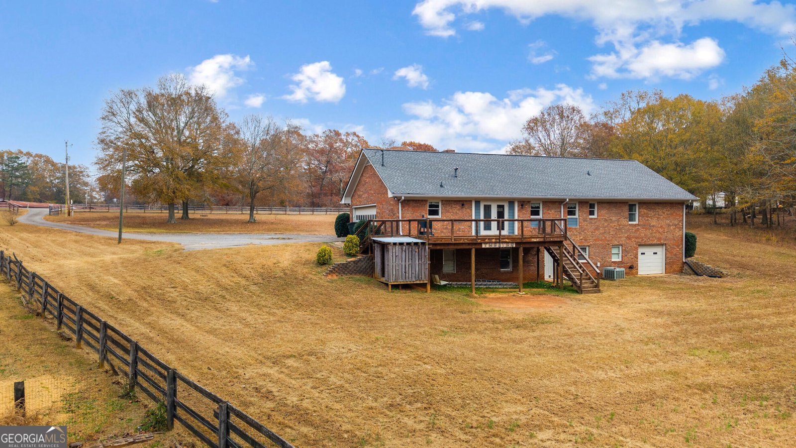 4775 Sewell Road Cumming - 43