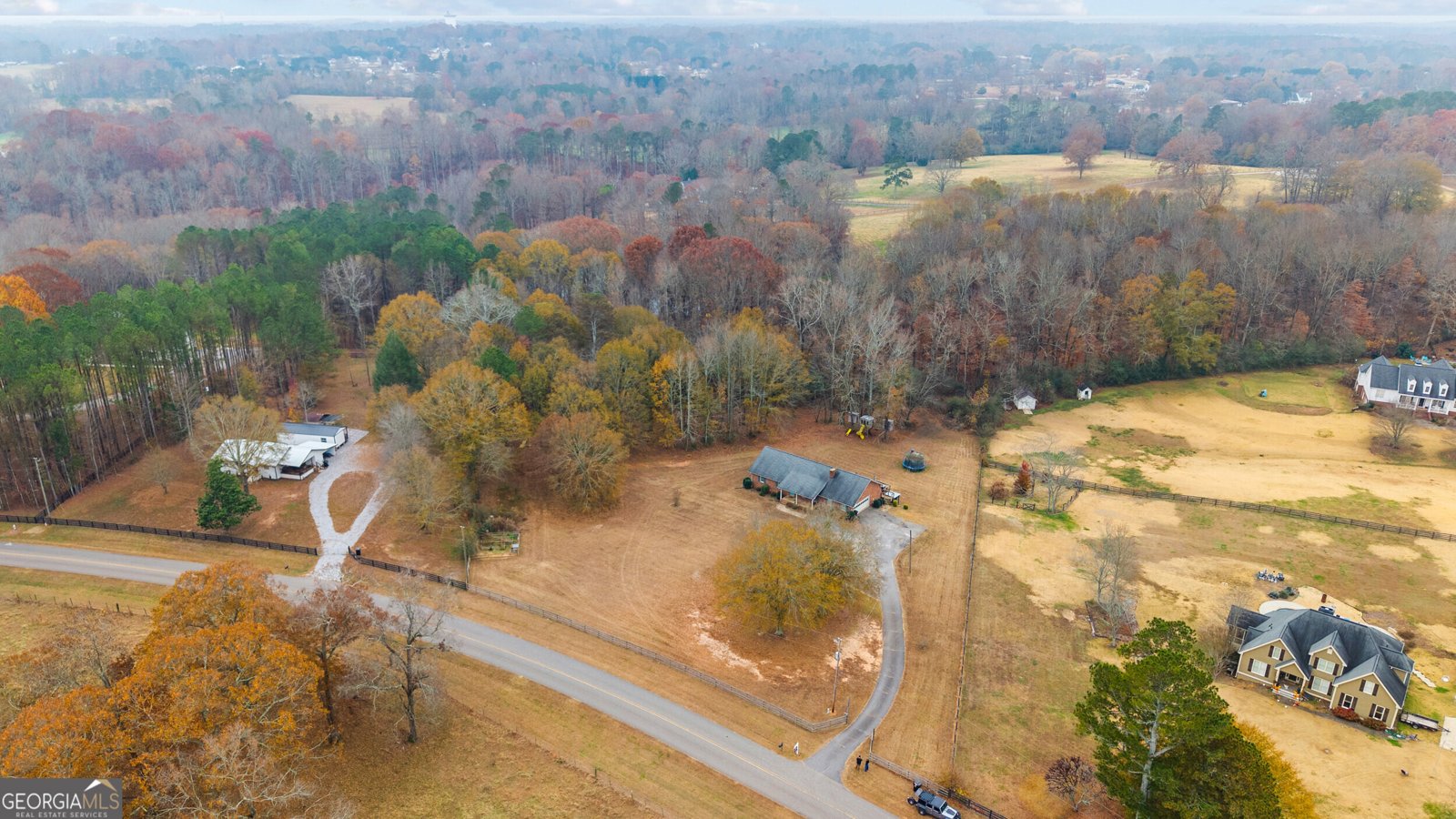 4775 Sewell Road Cumming - 45