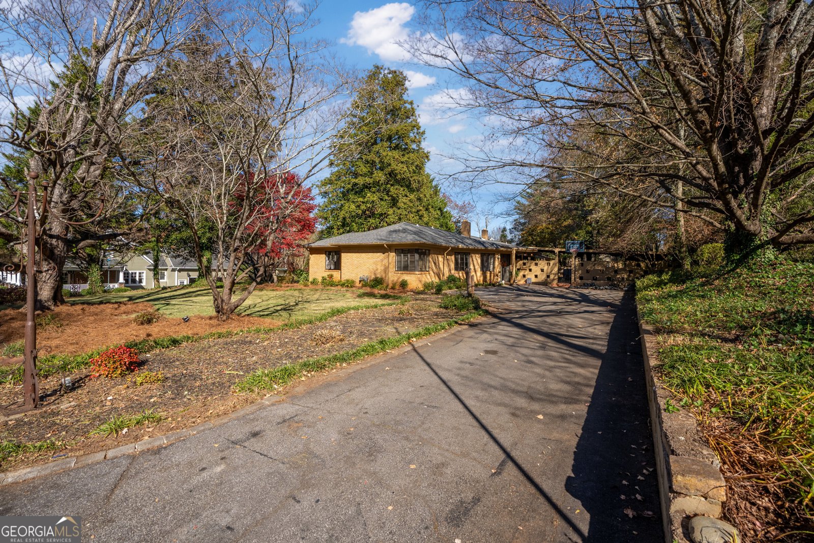 292 Chenocetah Drive Cornelia - 42