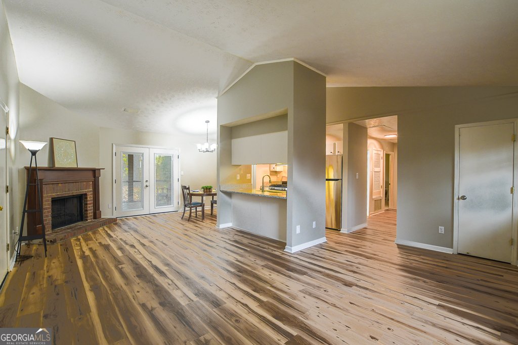 385 BIRCH RILL Drive Alpharetta - 6