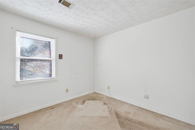 1075 WESTCHESTER Drive Lilburn - 27