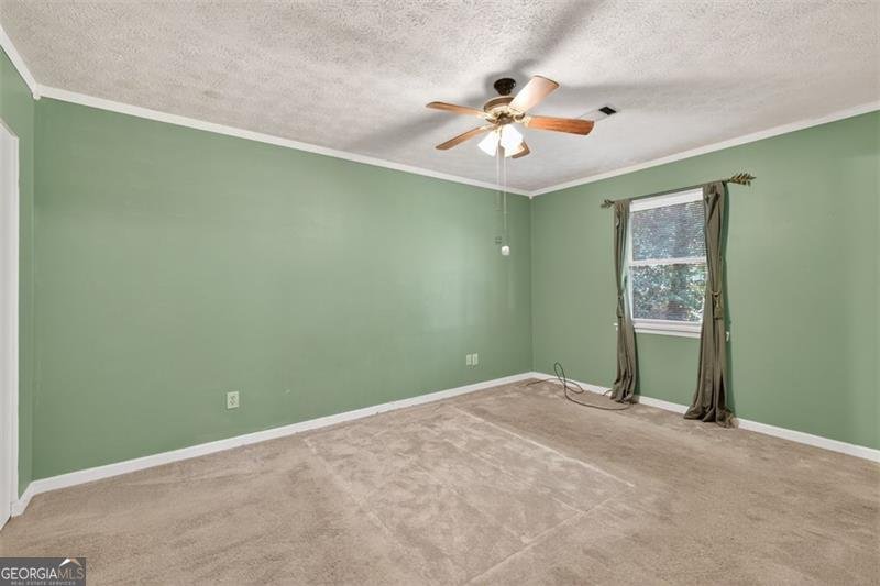 1075 WESTCHESTER Drive Lilburn - 33