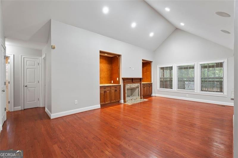 3895 MARHAM PARK Circle Loganville - 14