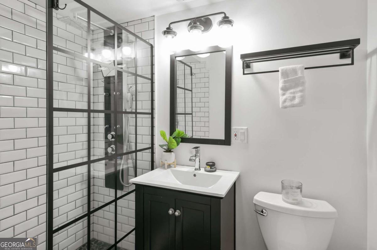 3648 Peachtree Road Atlanta - 21