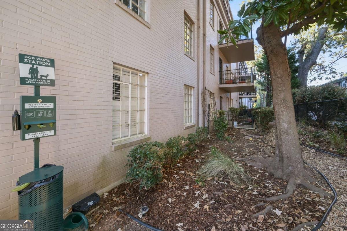 3648 Peachtree Road Atlanta - 34