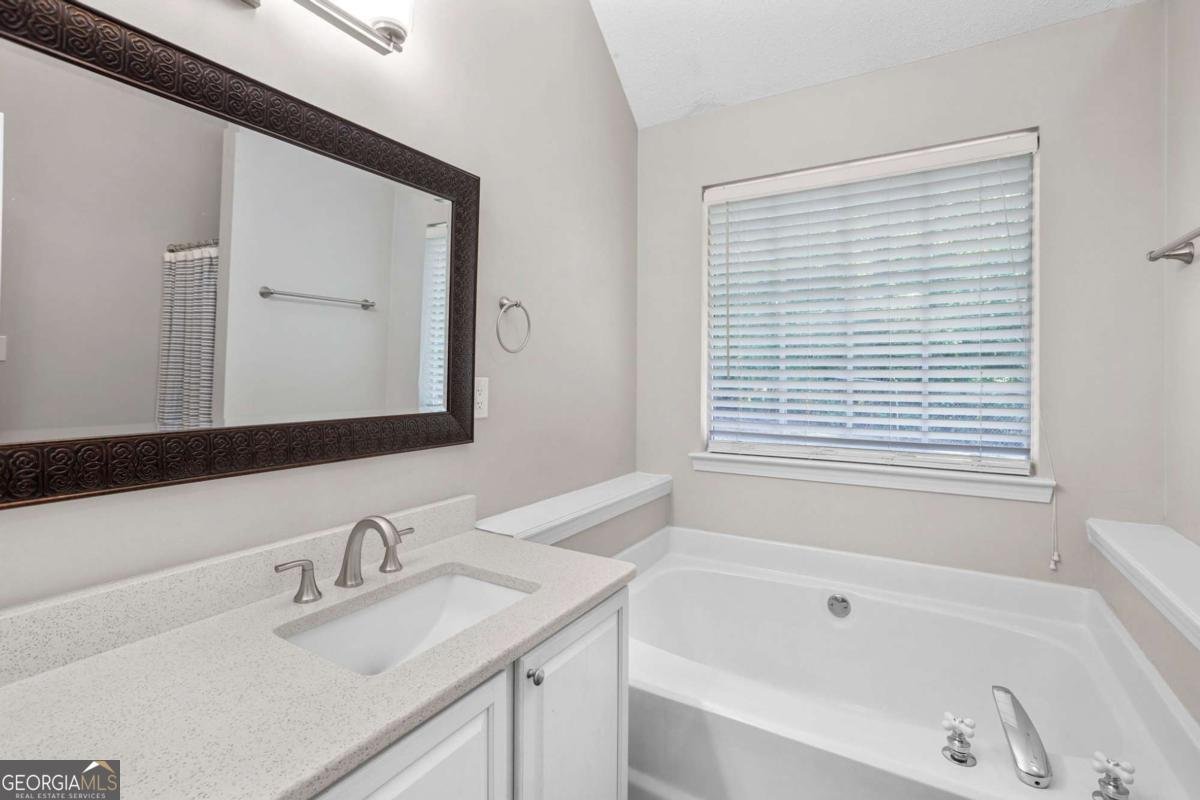 90 McIntosh Estates Court Sharpsburg - 29