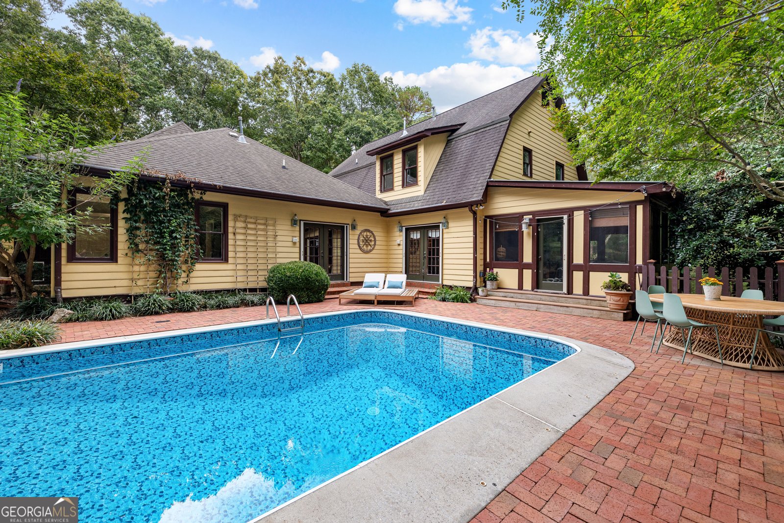 135 Emerald Lane Fayetteville - 2