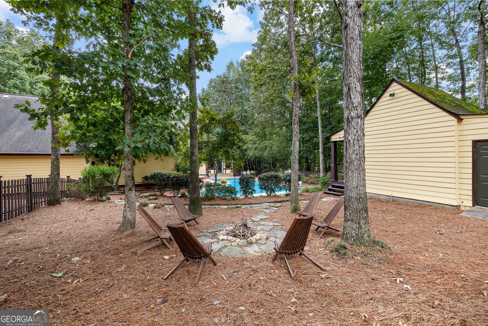 135 Emerald Lane Fayetteville - 39