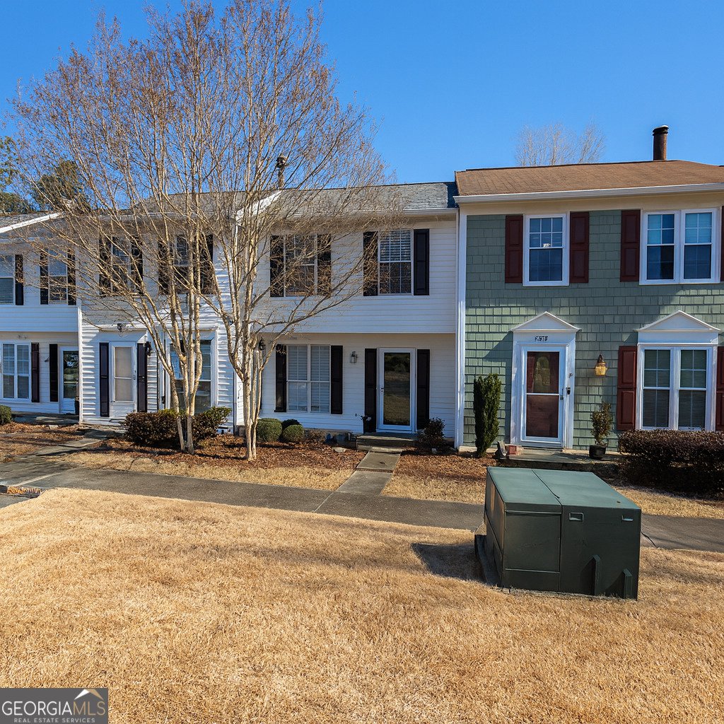 2104 Queen Anne Court Sandy Springs - 2