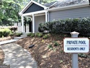 2104 Queen Anne Court Sandy Springs - 21