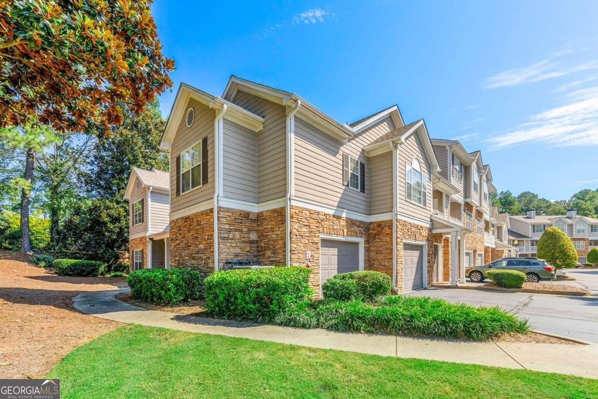 409 The Crossings Lane Woodstock - 2