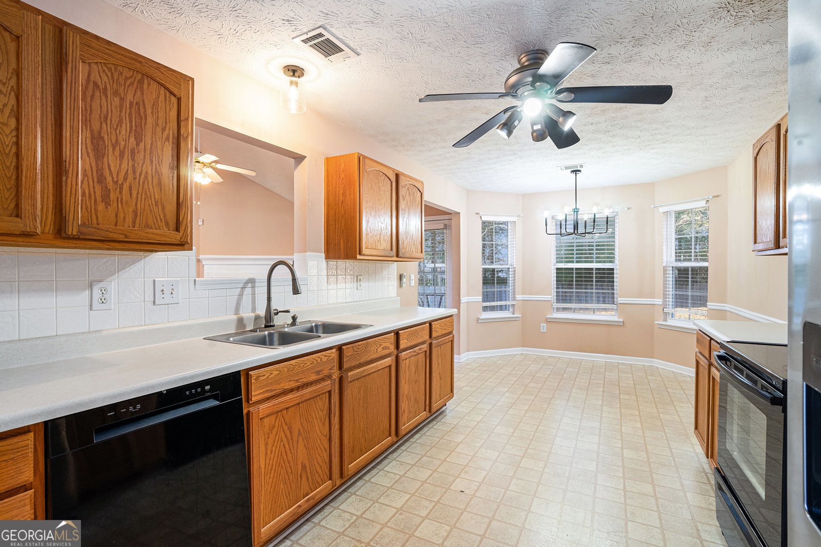 525 Aristocrat Drive Loganville - 3