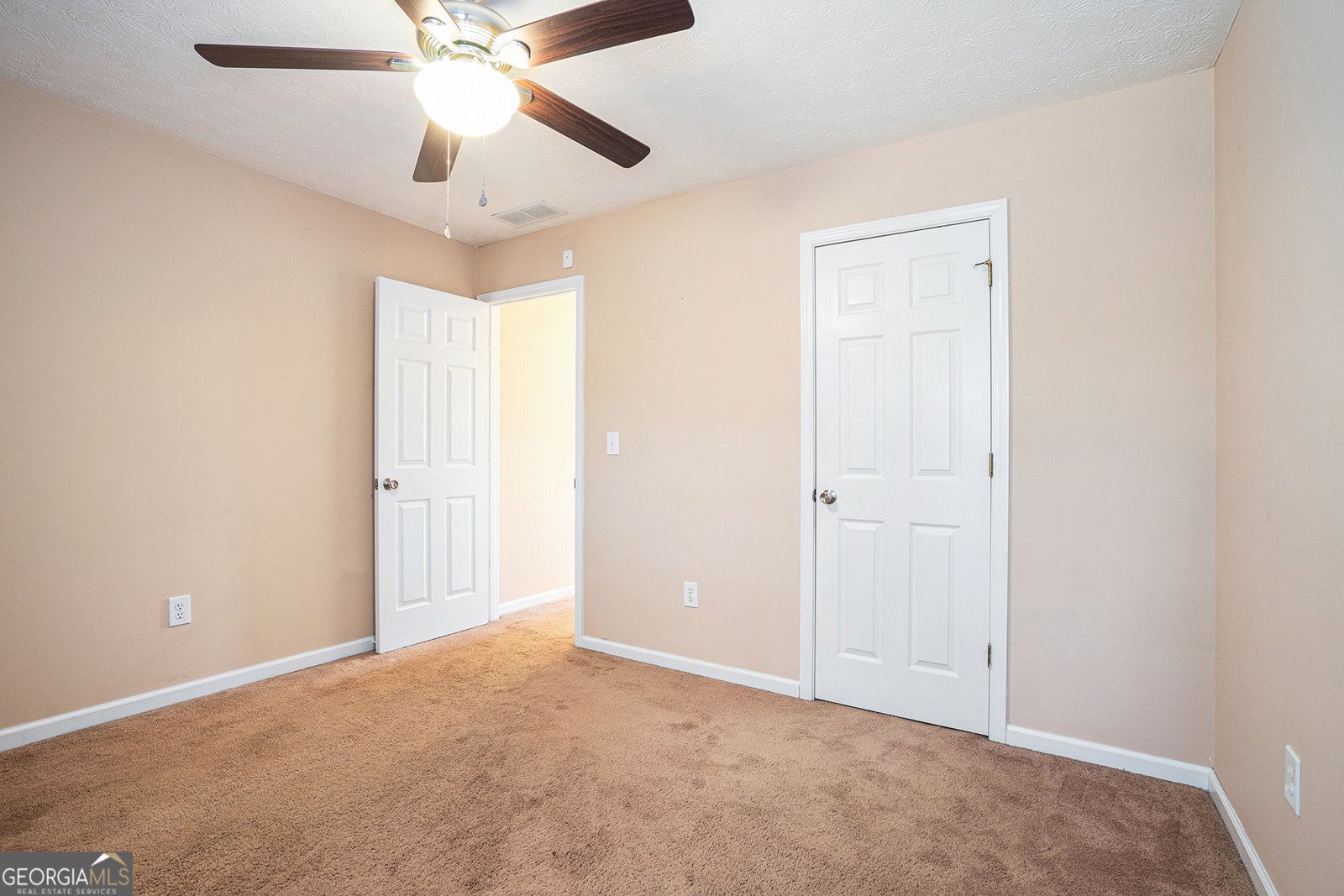 525 Aristocrat Drive Loganville - 33