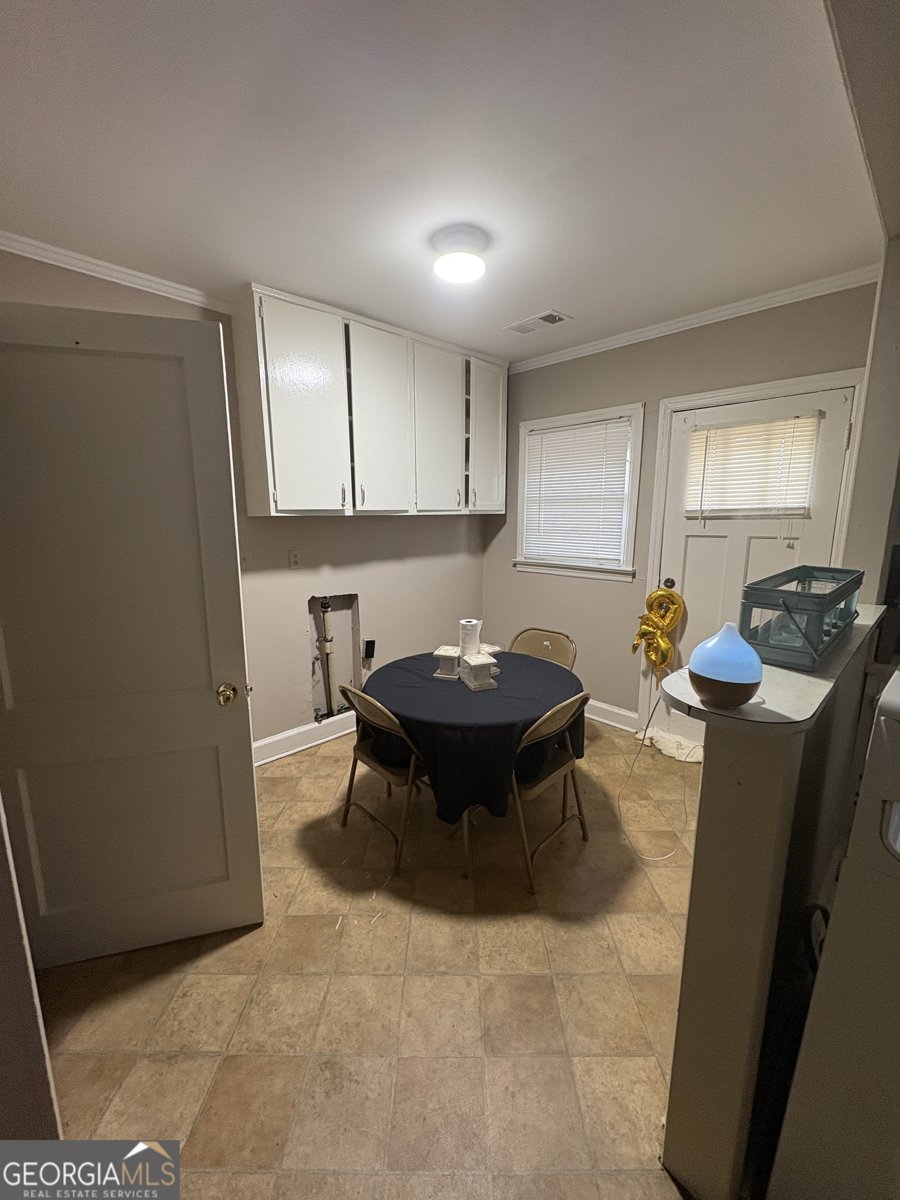 1110 College Street Eastman - 14