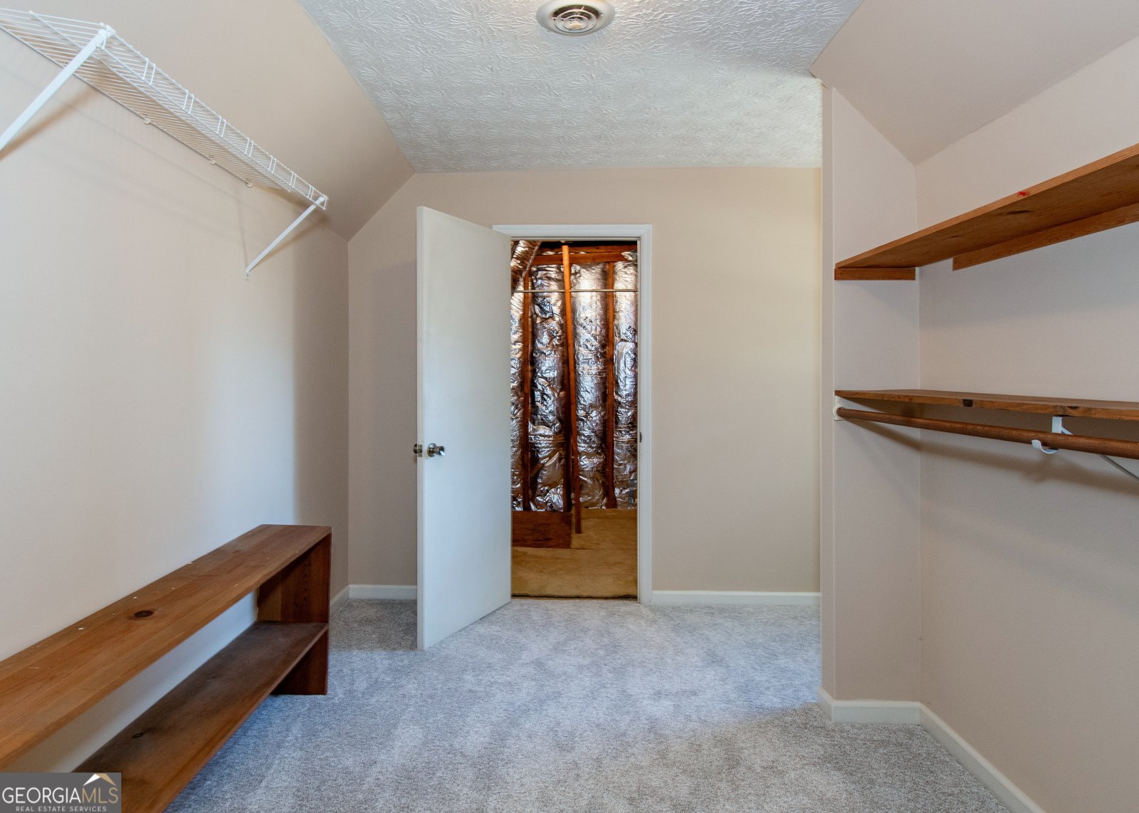 13819 Woolsey Road Hampton - 64