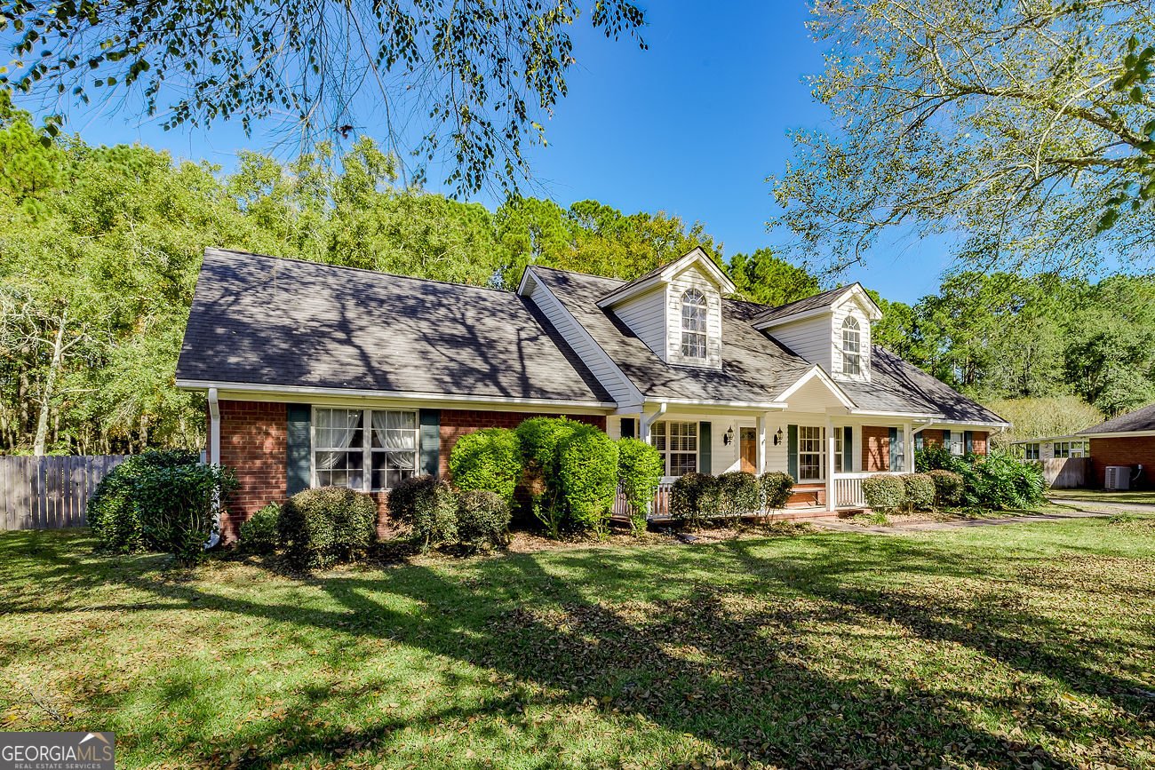 387 Sandhurst Drive Richmond Hill - 2