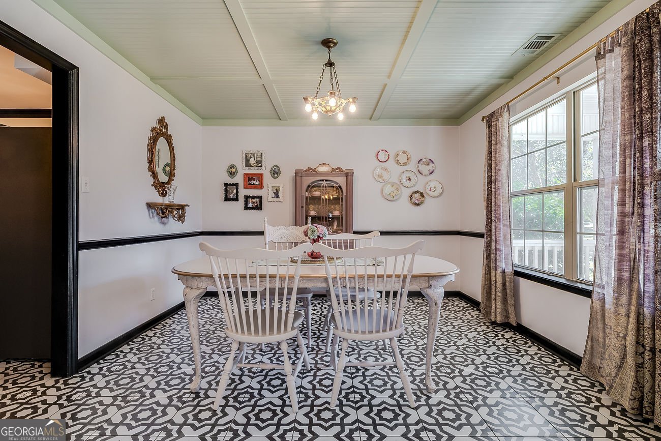 387 Sandhurst Drive Richmond Hill - 6