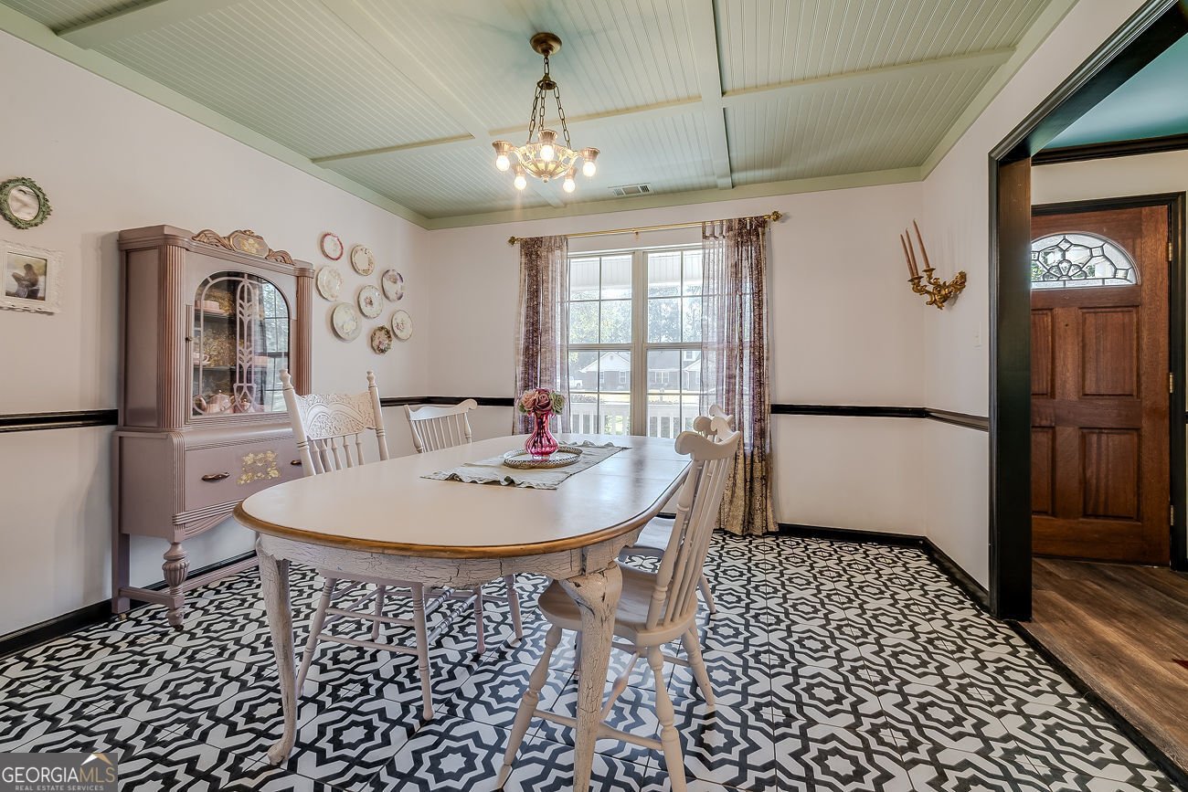 387 Sandhurst Drive Richmond Hill - 7