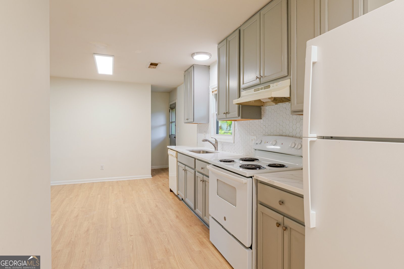 7064 Eunice Drive Riverdale - 15