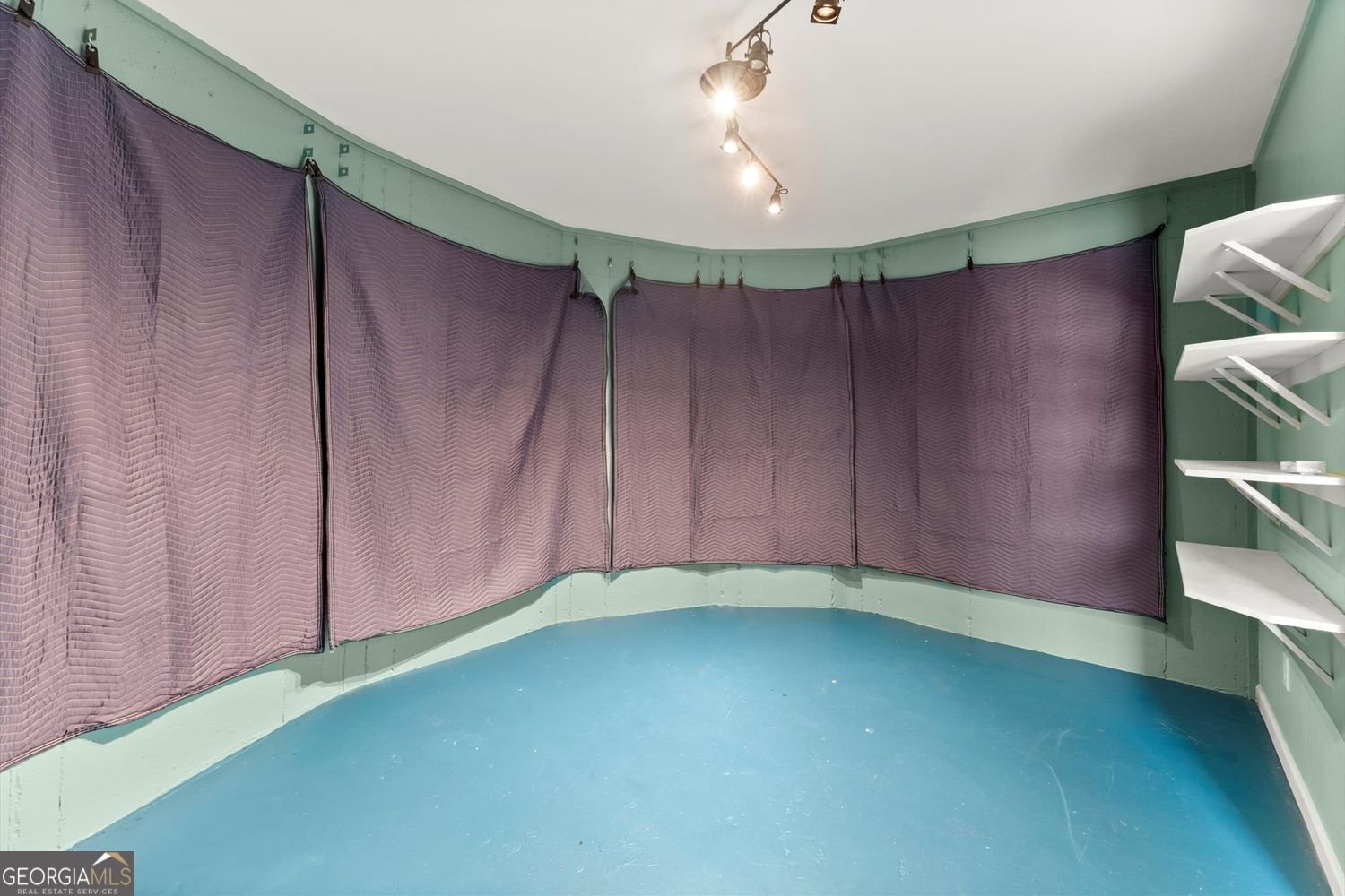 1713 Dudley Drive Woodstock - 52