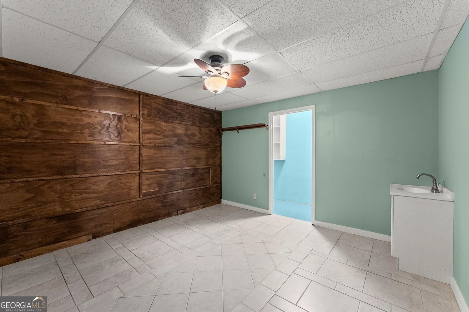 1713 Dudley Drive Woodstock - 55