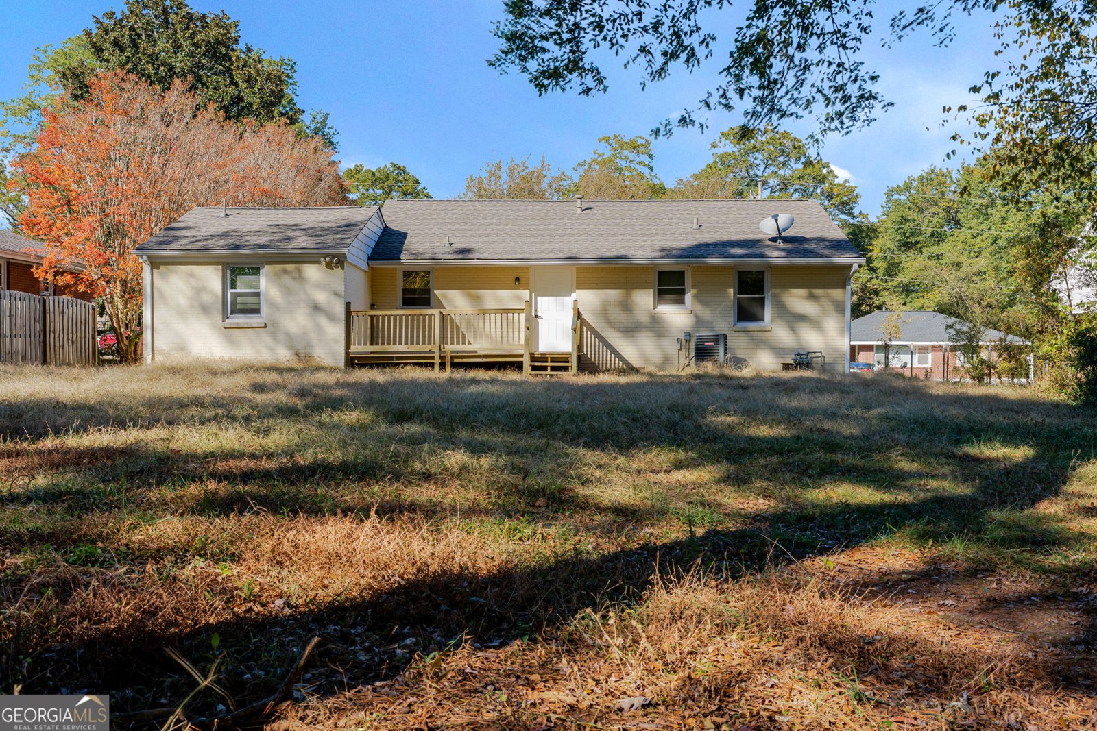 843 White Oak Drive Forest Park - 10