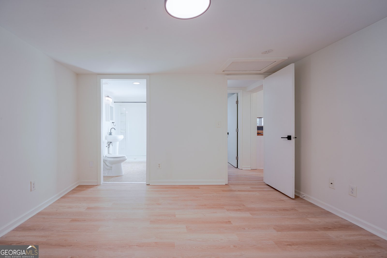 843 White Oak Drive Forest Park - 29