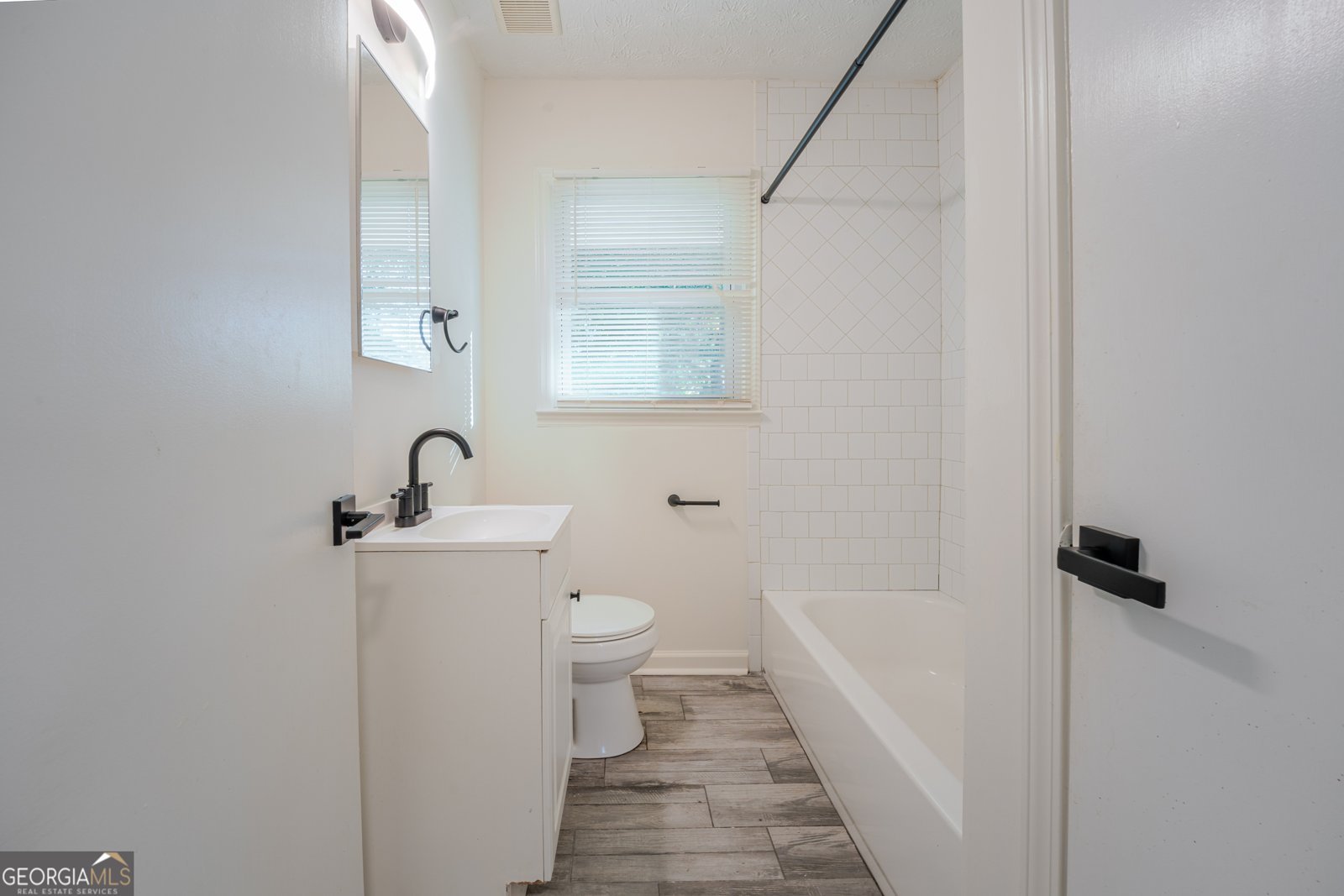 843 White Oak Drive Forest Park - 31