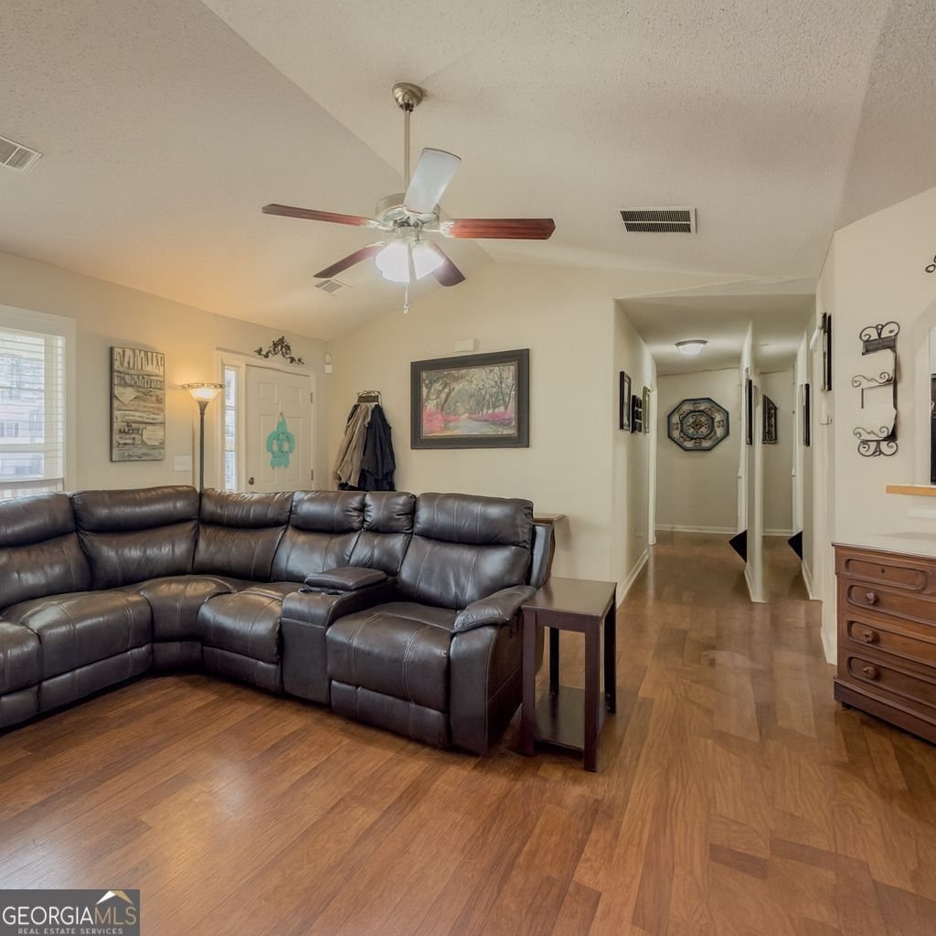 212 RAINBOW Lane Winder - 22