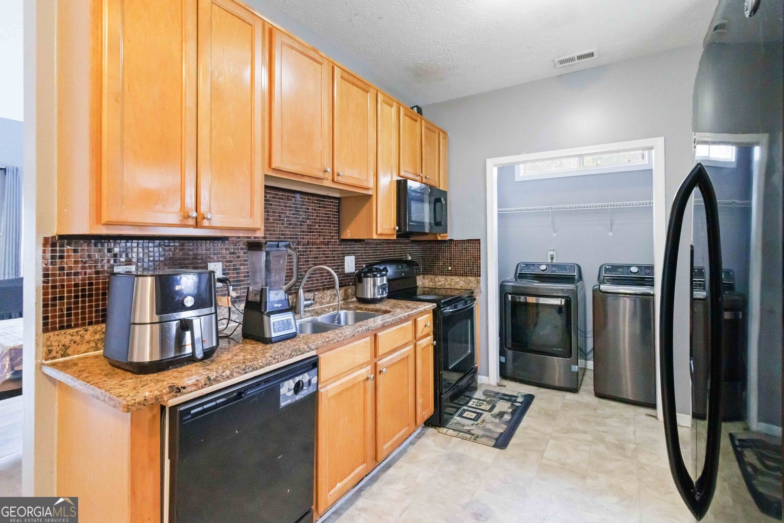 7525 Winderemere Park Riverdale - 6