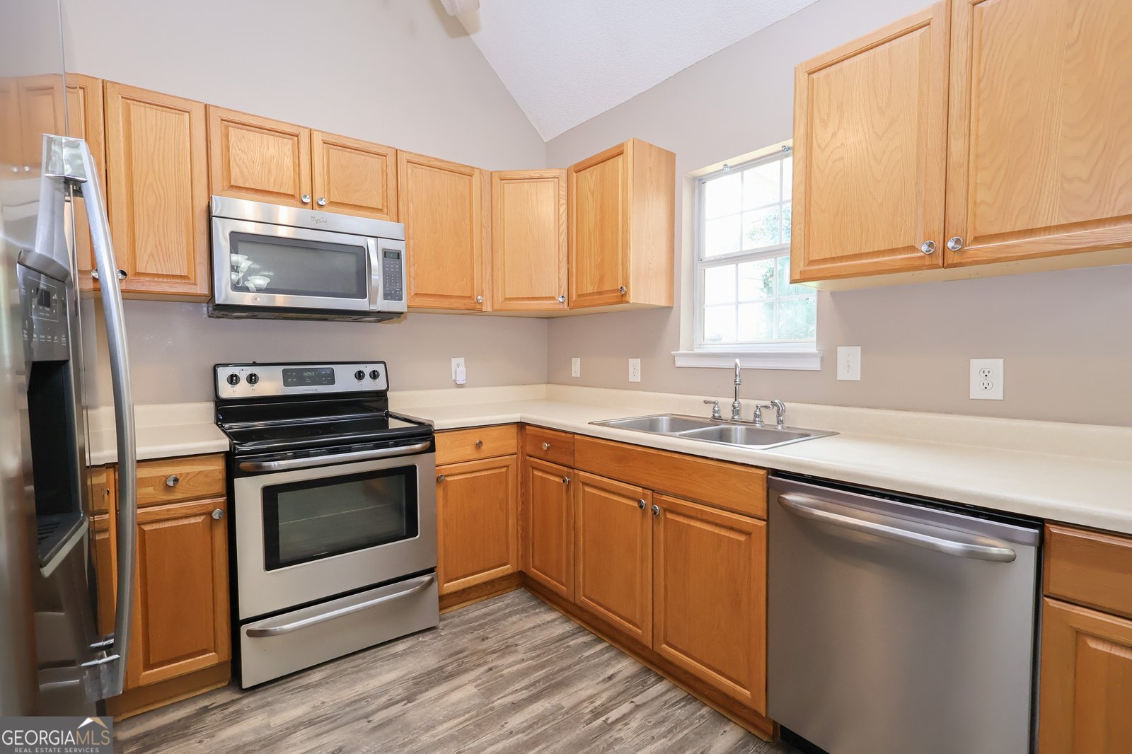 103 Lions Gate Bonaire - 8